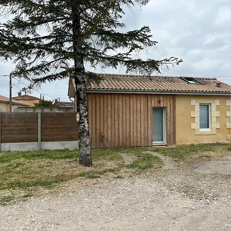 بيت للعطل Maison Independante Avec Cour Privative